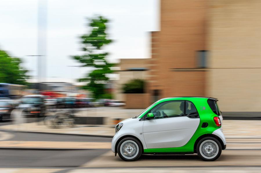  Smart ForTwo Prime Coupe Clectric Drive (C453) 2017 года  (UK) (фото 12 из 32)